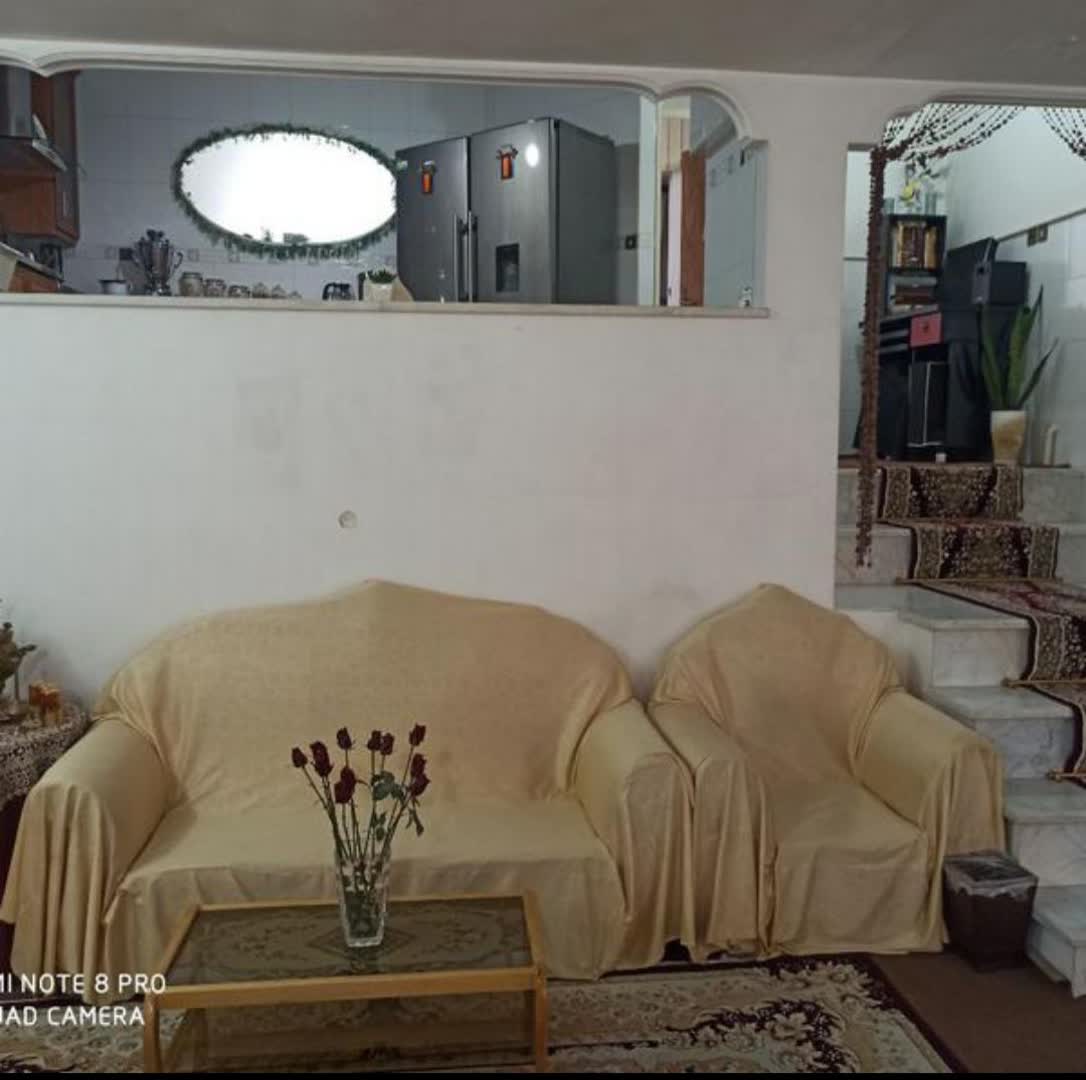 ویلایی خیابان هندیان